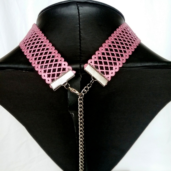 ! Clearance! Pink Choker Necklace - Picture 2 of 2